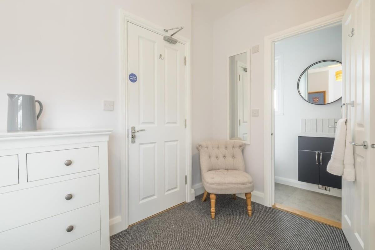 4 Bed With Parking Holiday home Cambridge (Cambridgeshire)