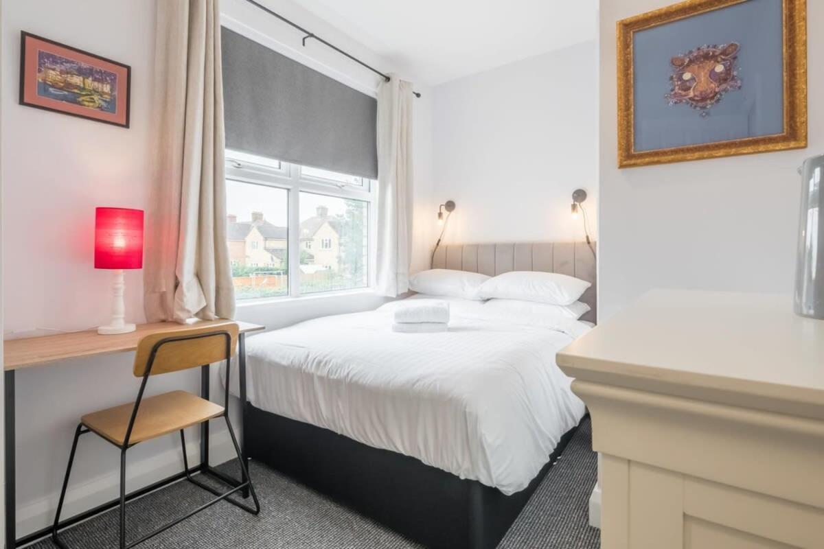 4 Bed With Parking *
